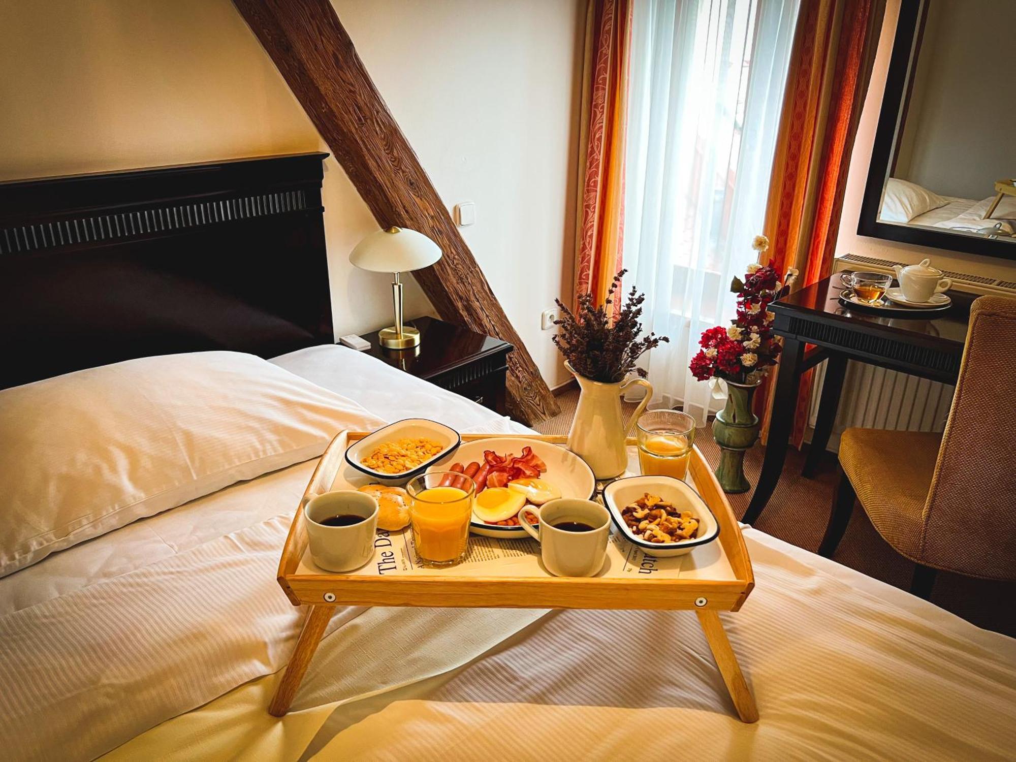 Hotel U Zeleneho Stromu Nepomuk Екстер'єр фото
