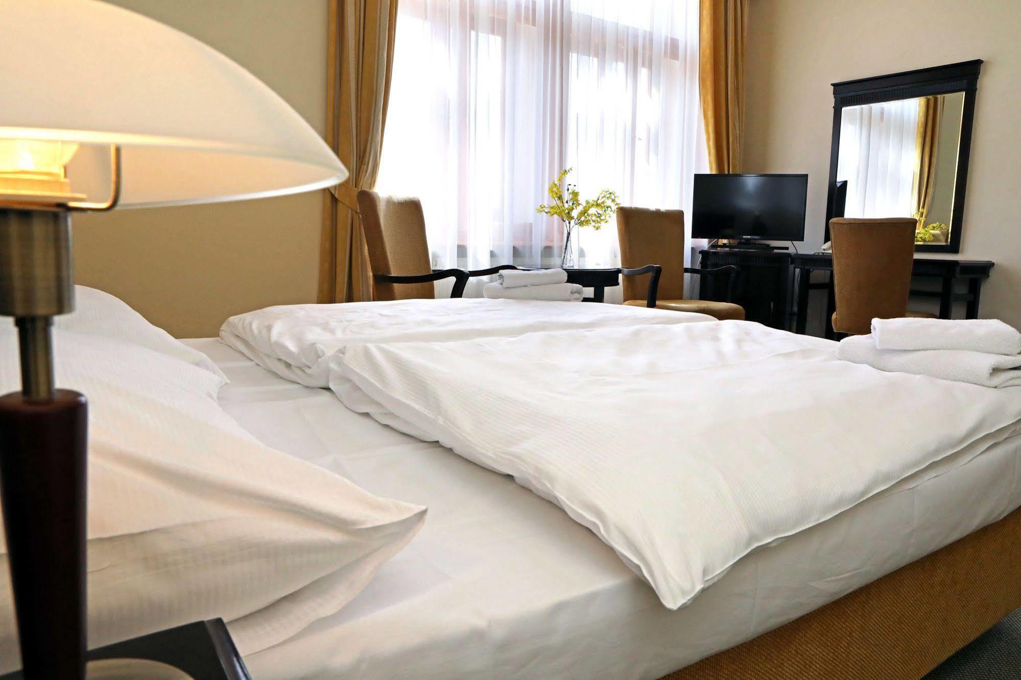 Hotel U Zeleneho Stromu Nepomuk Екстер'єр фото