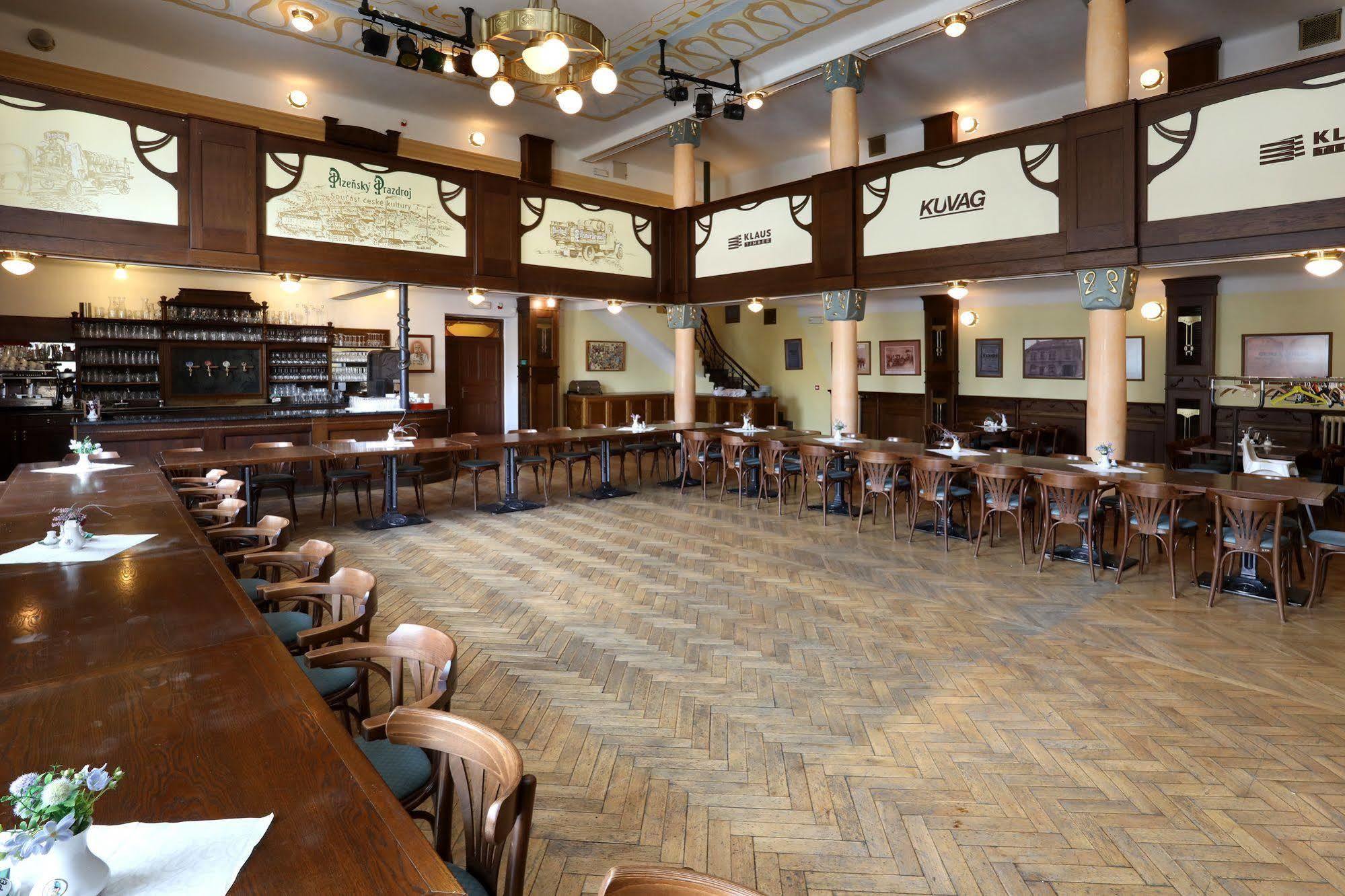 Hotel U Zeleneho Stromu Nepomuk Екстер'єр фото